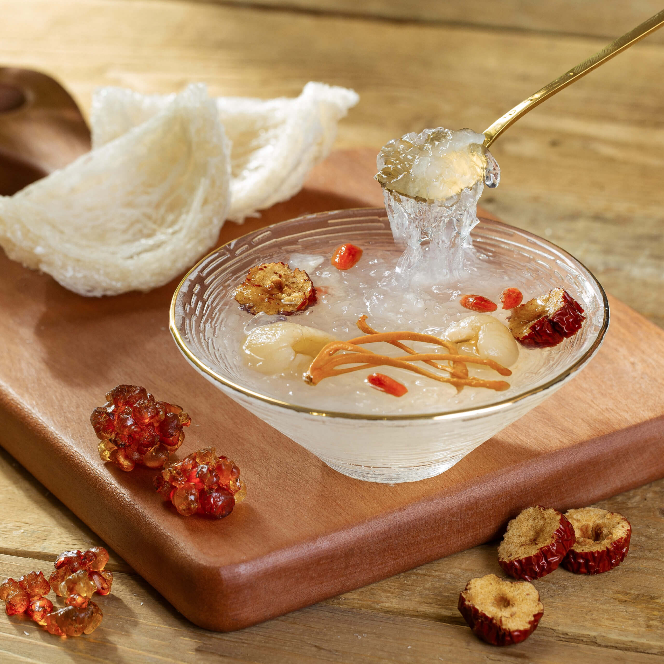 Yến Hạnh Phúc